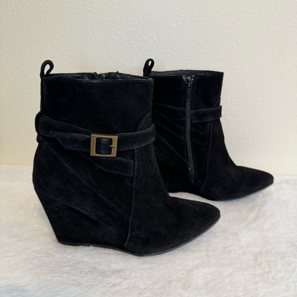 Boots & Shoes Show! Like to Be Notified When I go Live! - Picture 11 of 16